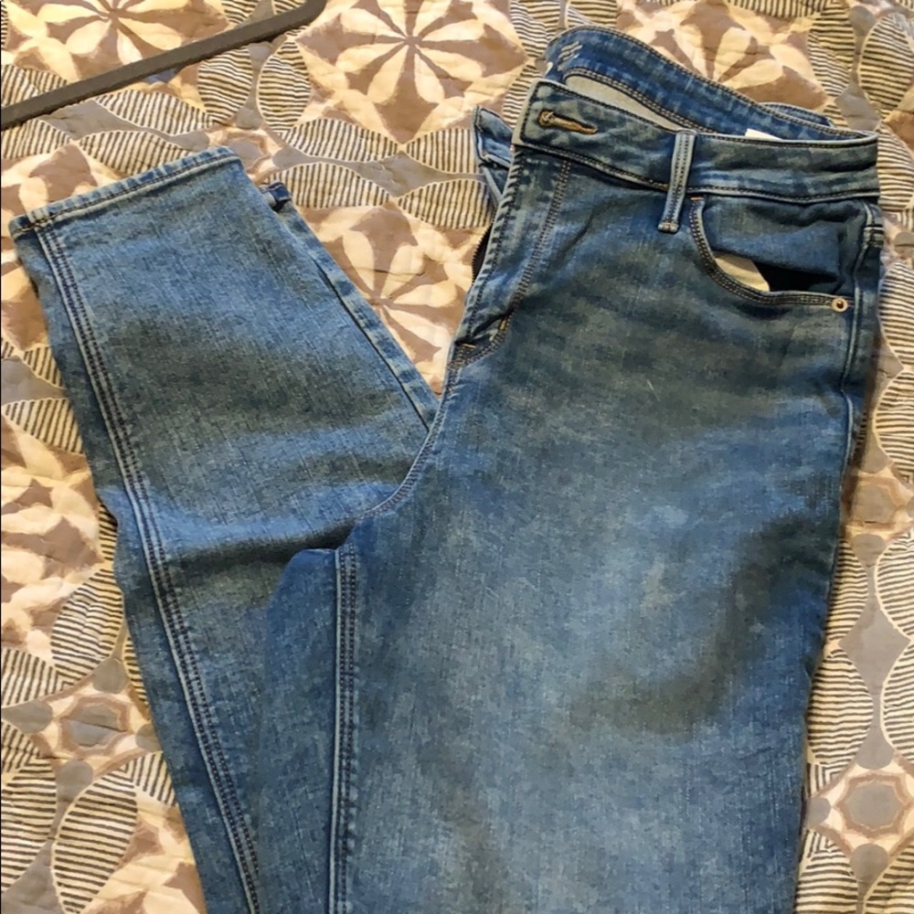 Old navy rockstar jean